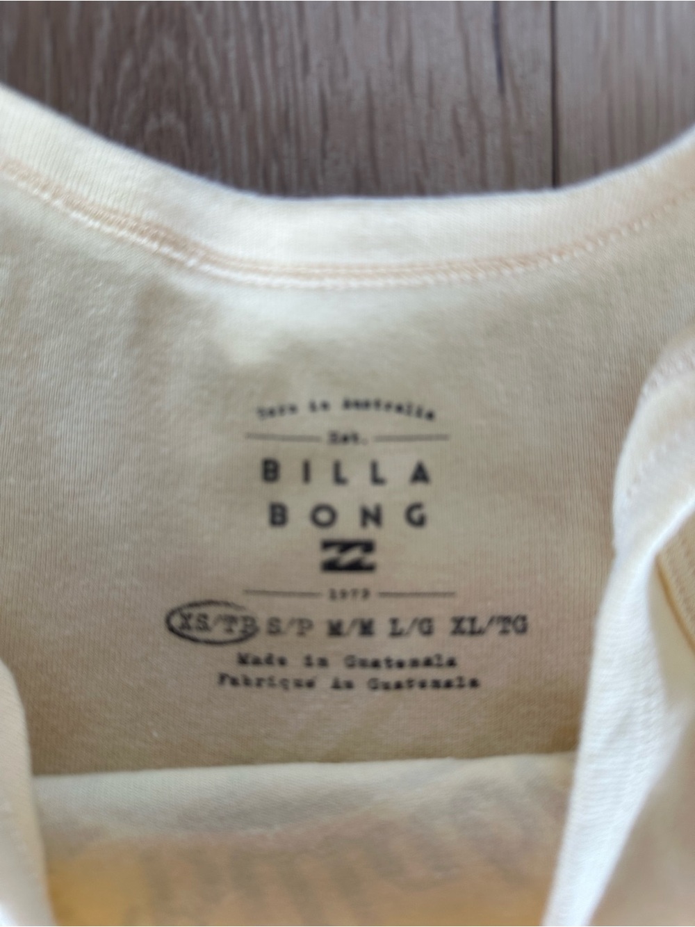Billabong Cropped Tank - Picture 3 of 4